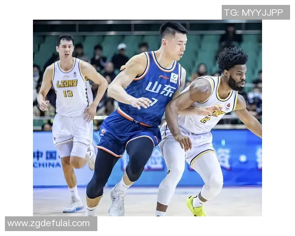 山东队逆袭恒大以二比一获胜展现强大实力与团队默契